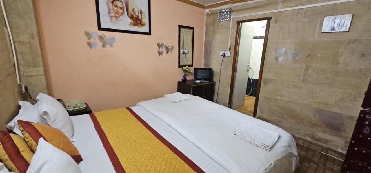 Nomadic Backpackers Hostel Jaisalmer Εξωτερικό φωτογραφία