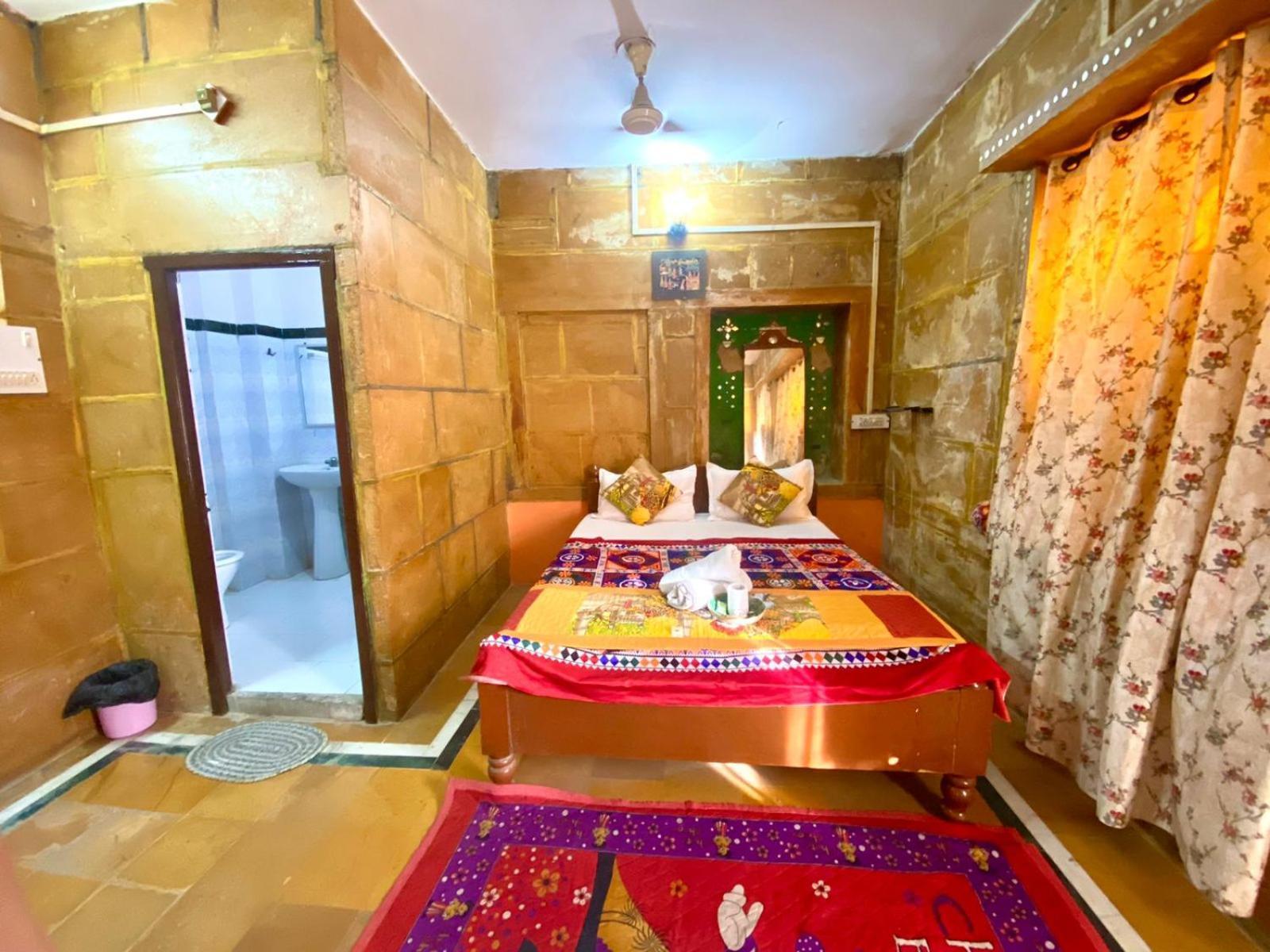 Nomadic Backpackers Hostel Jaisalmer Εξωτερικό φωτογραφία