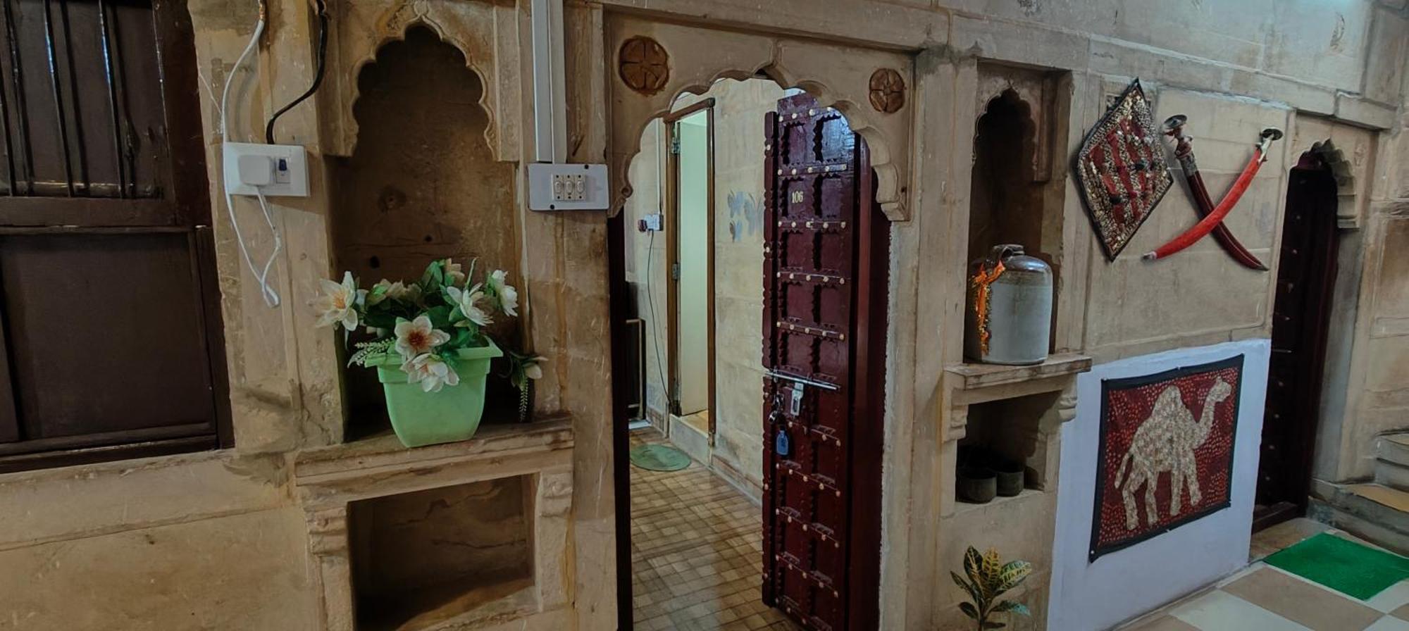 Nomadic Backpackers Hostel Jaisalmer Εξωτερικό φωτογραφία